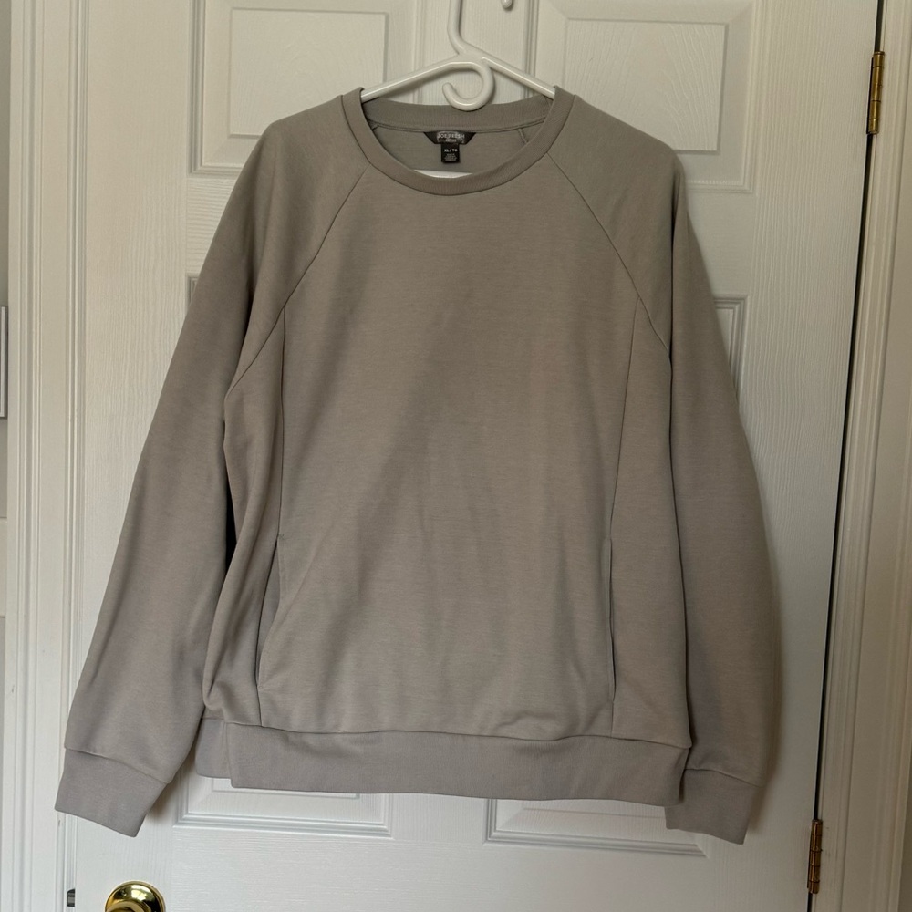 Brand new crewneck